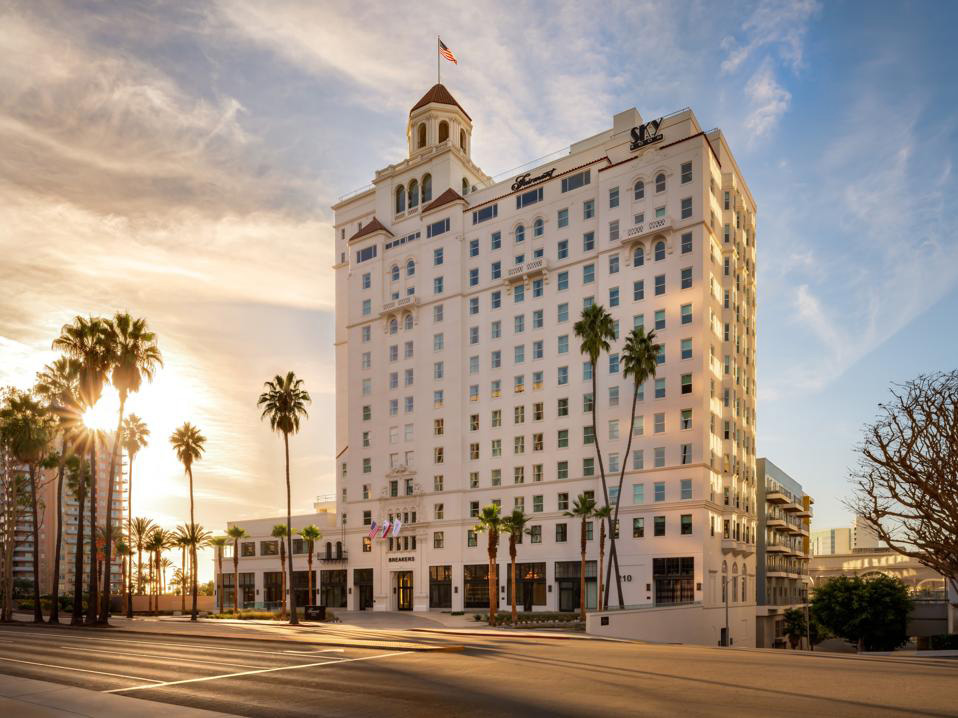 Fairmont Breakers Long Beach luxury hotel exterior.
